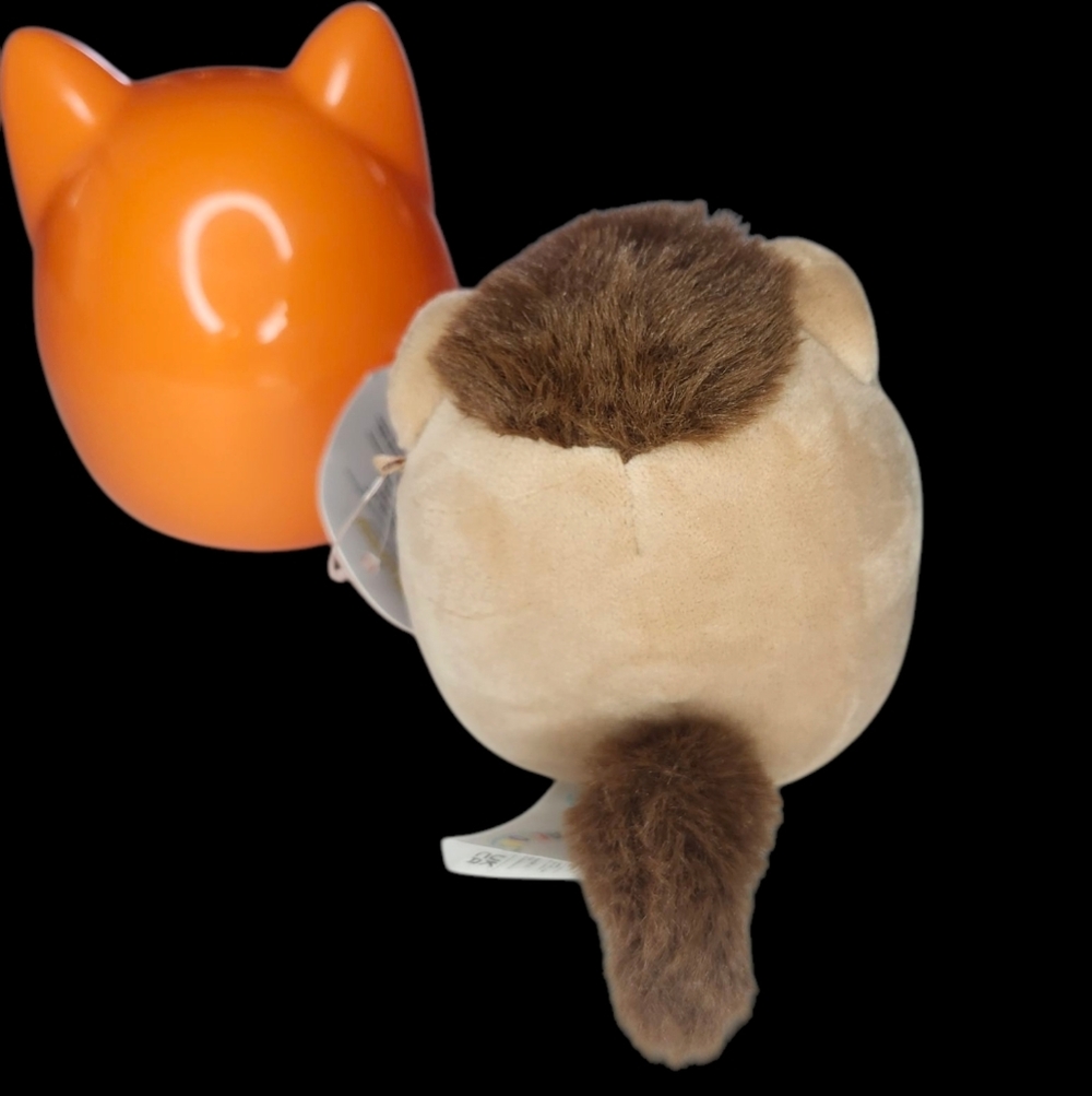 SQUISHMALLOWS 2023 Mini Wade The Werewolf - Picture 3 of 5